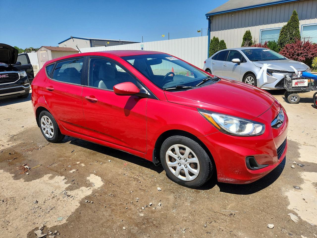 2013 Hyundai Accent Gs - Image 4