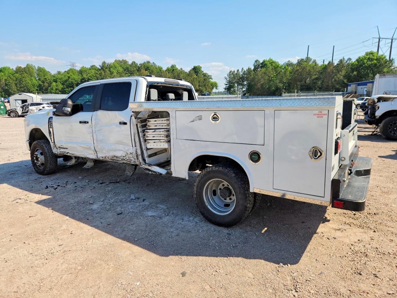 2023 Ford F350 Super Duty - Image 2