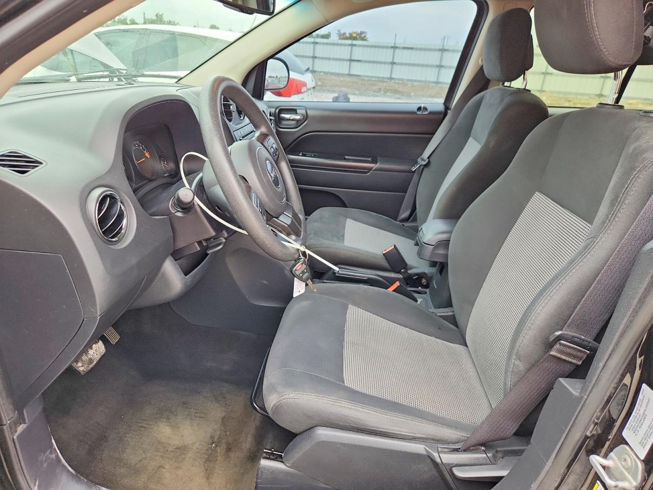 2016 Jeep Compass Sport - Image 7