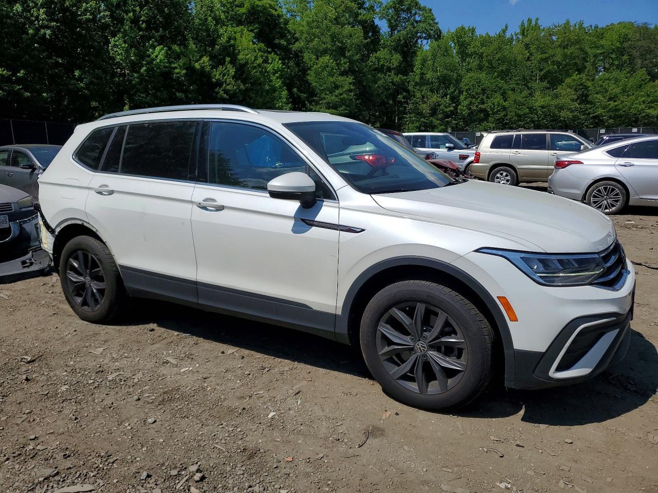 2023 Volkswagen Tiguan Se - Фото 4