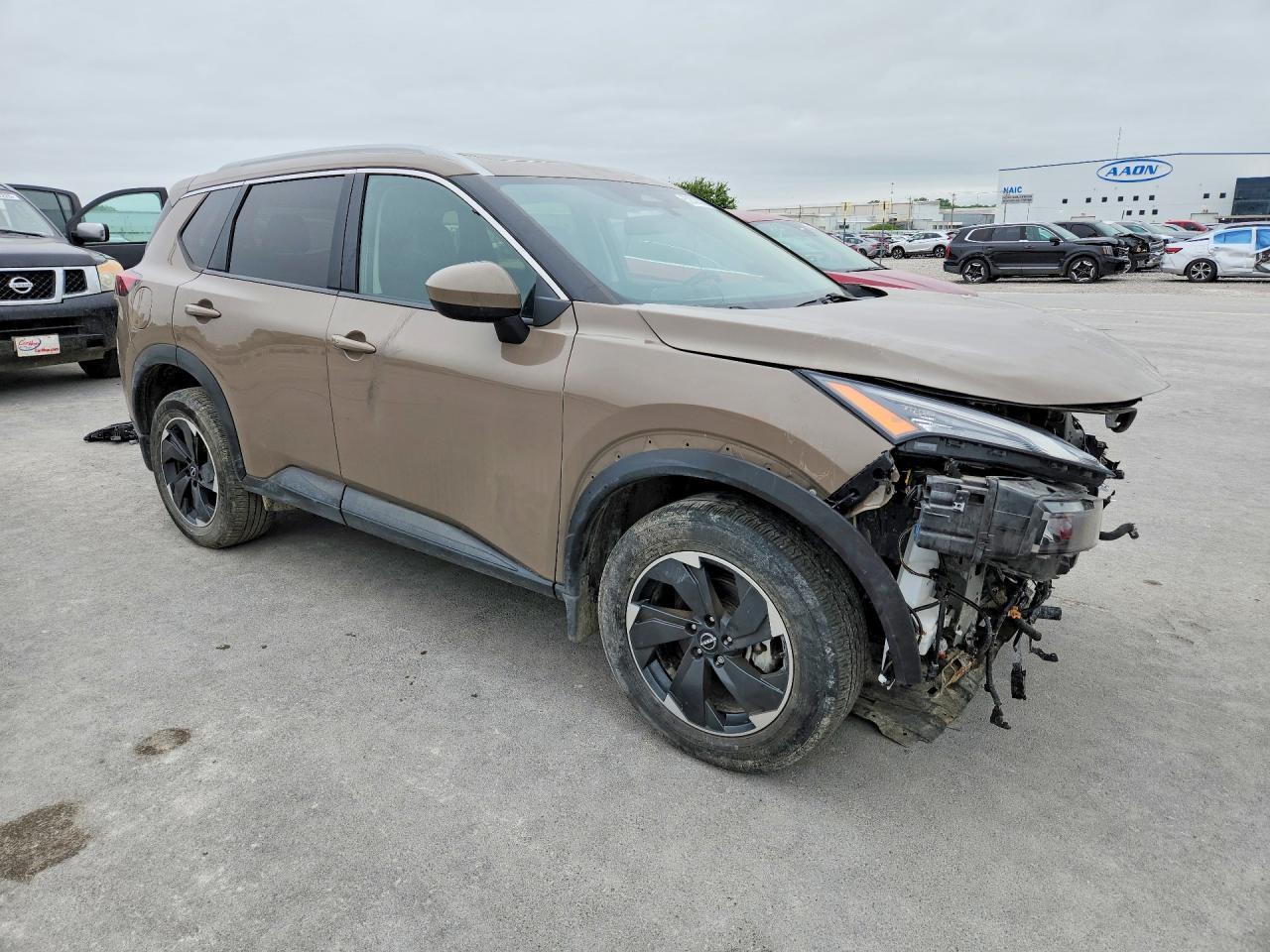 2024 Nissan Rogue Sv - Фото 4