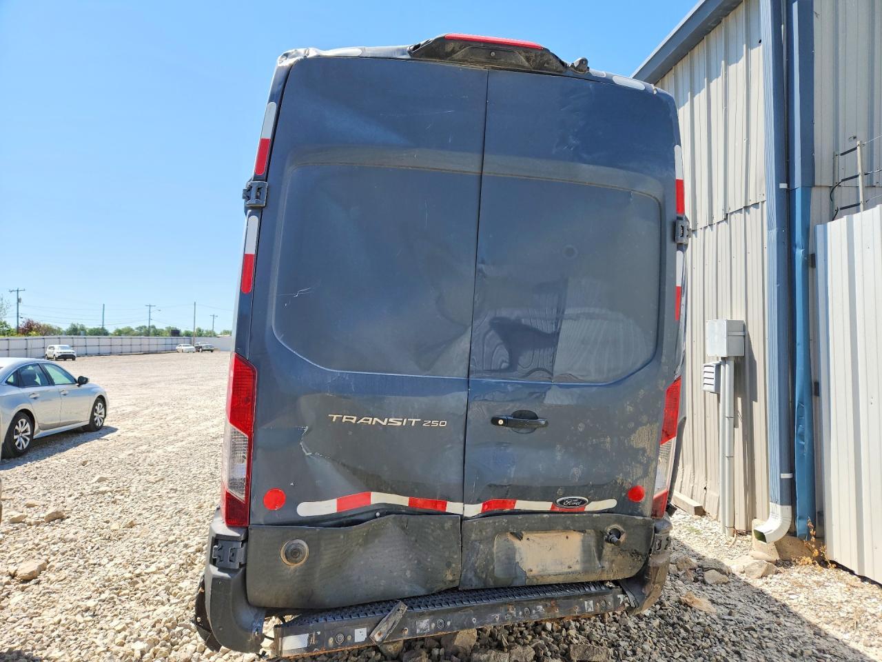 2021 Ford Transit T- - Delivery Van - Фото 6