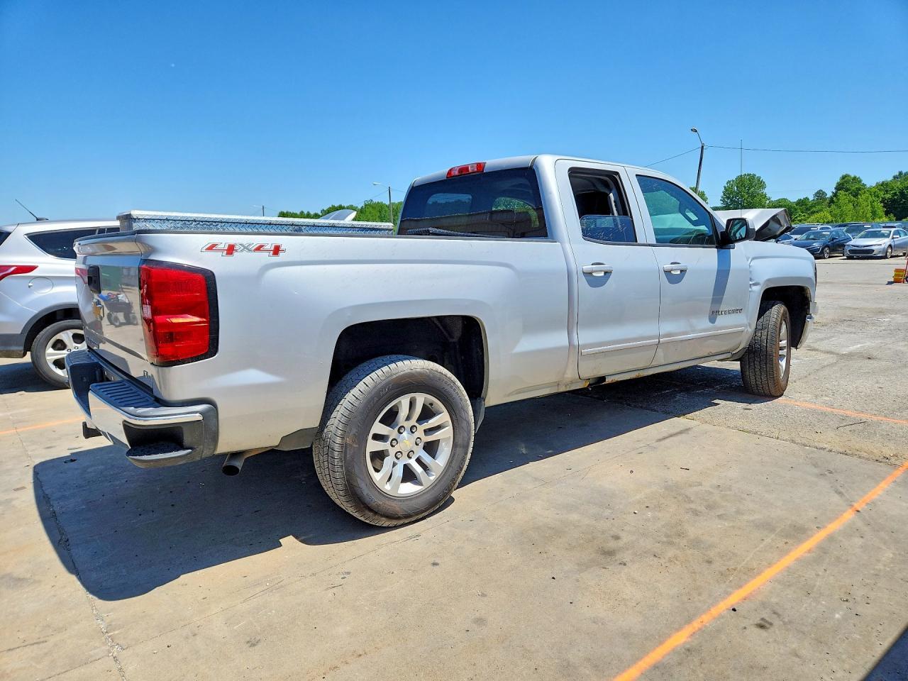 2015 Chevrolet Silverado K1500 Lt - Image 3