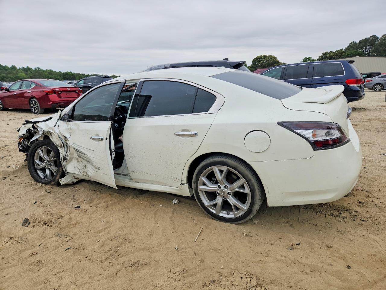2014 Nissan Maxima 3.5 S - Фото 2