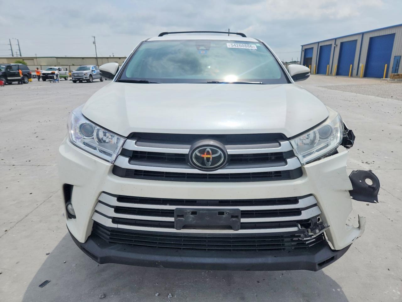 2019 Toyota Highlander Le Plus - Фото 5