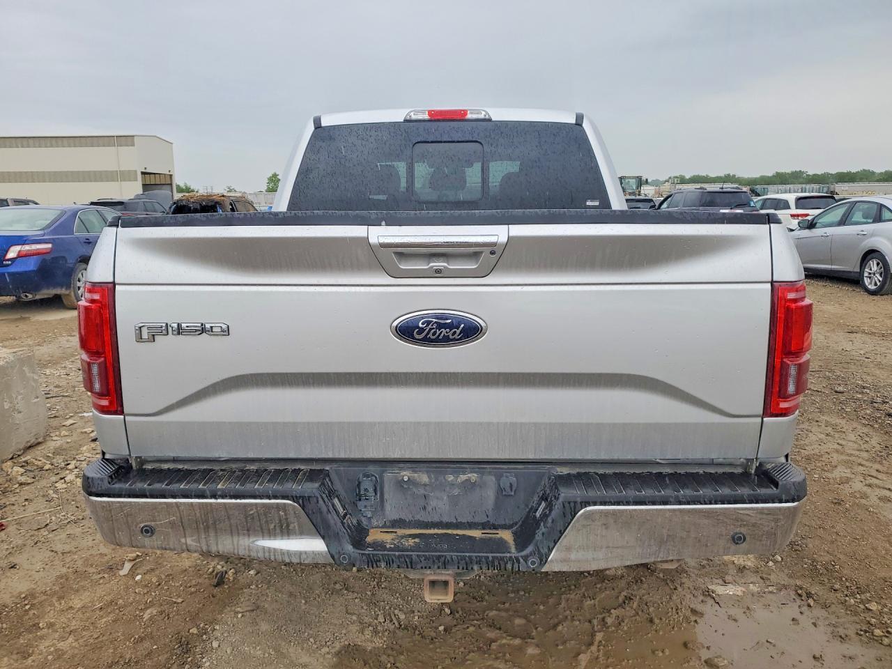 2017 Ford F150 Supercrew - Image 6