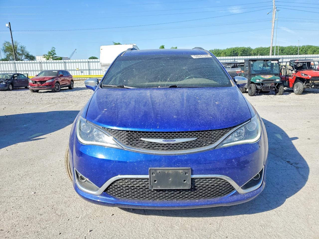 2020 Chrysler Pacifica Limited - Image 5