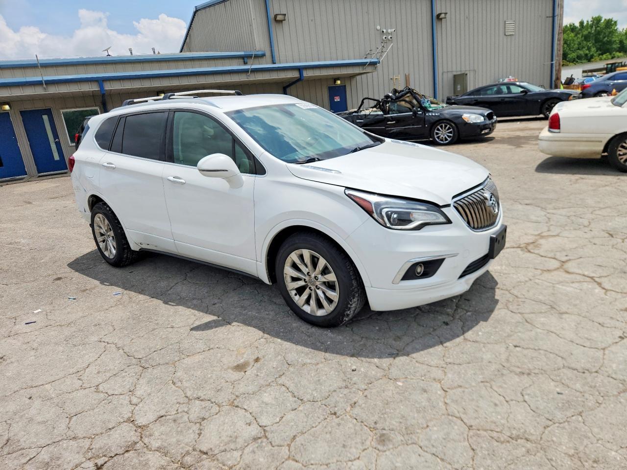 2017 Buick Envision Essence - Image 4