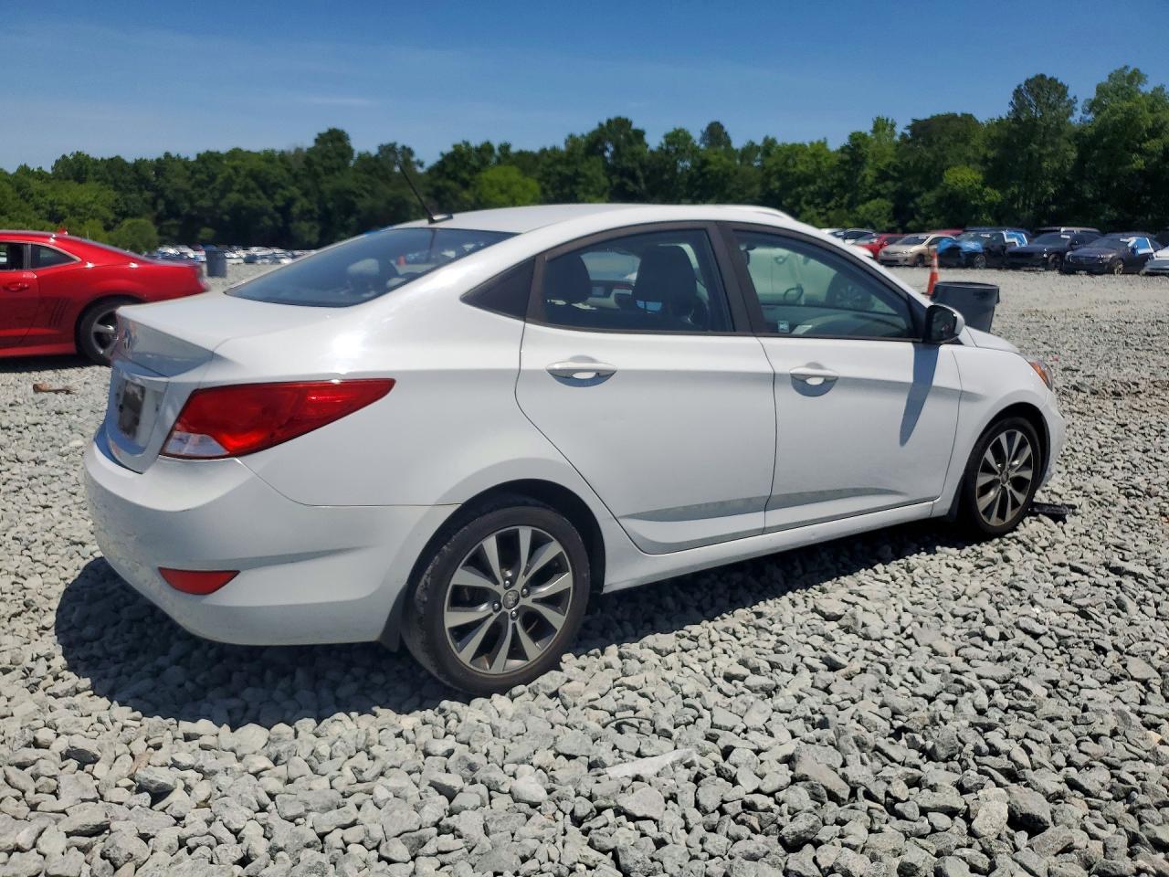 2017 Hyundai Accent Se - Image 3