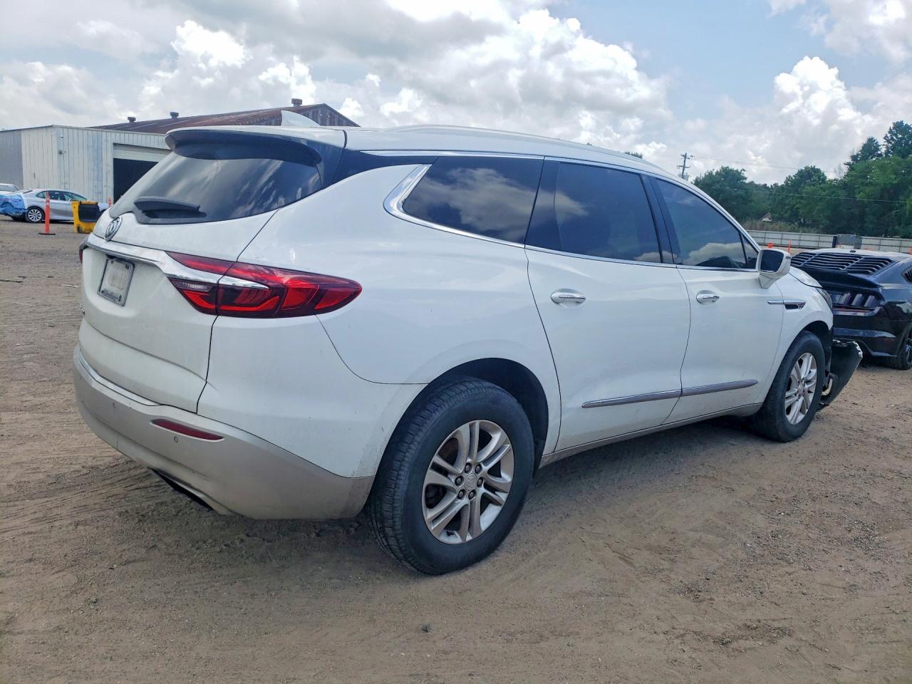 2020 Buick Enclave Essence - Фото 3
