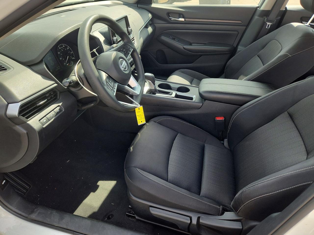 2022 Nissan Altima S - Image 7