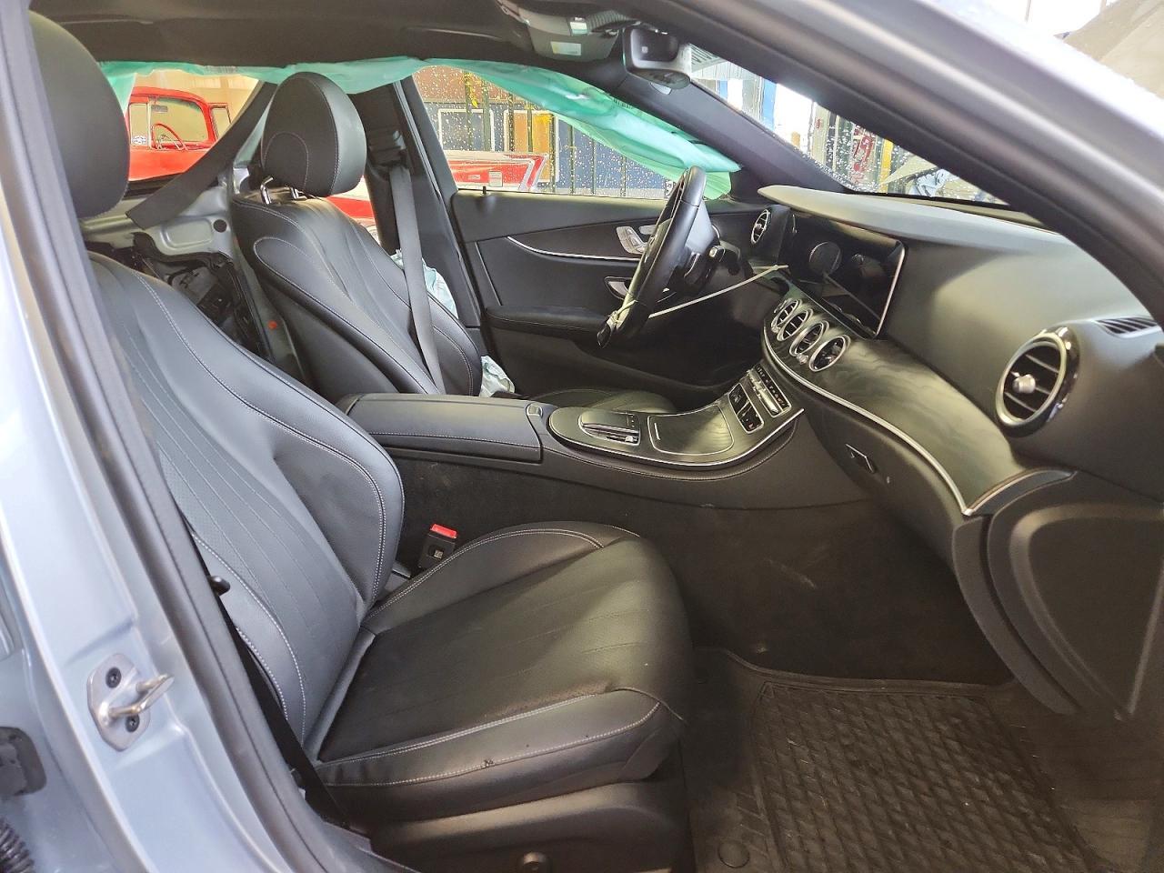 2023 Mercedes-Benz E 450 4Matic - Фото 7