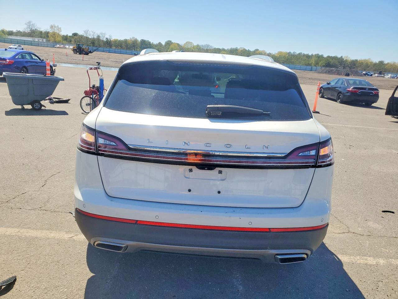 2021 Lincoln Nautilus - Image 6