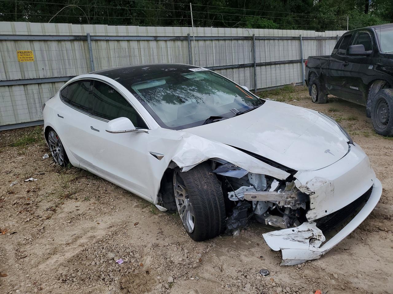 2020 Tesla Model 3 - Image 4
