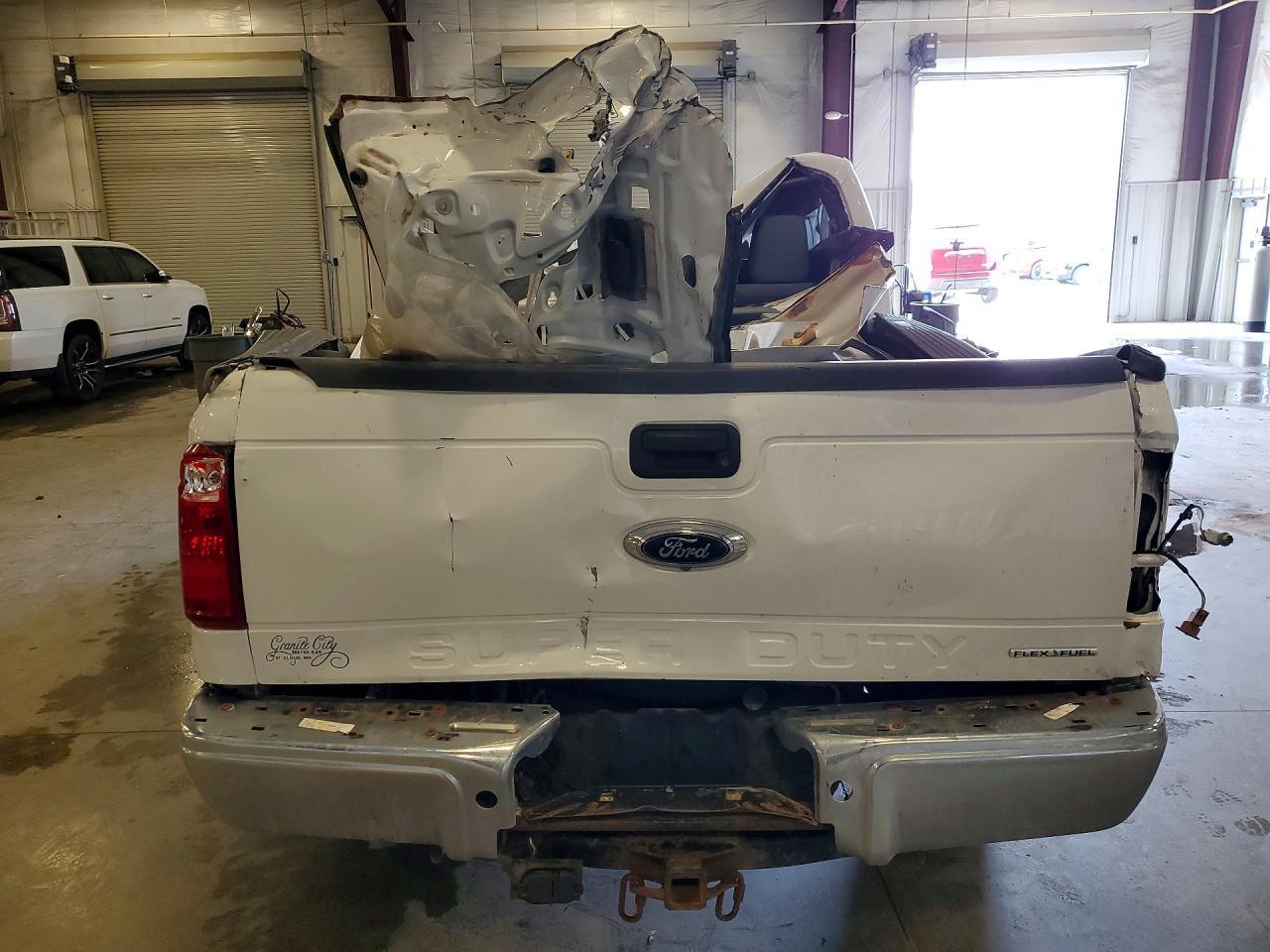 2014 Ford F250 Super Duty - Image 6