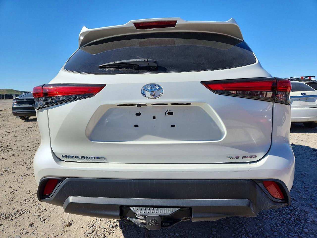 2021 Toyota Highlander Xle - Image 6