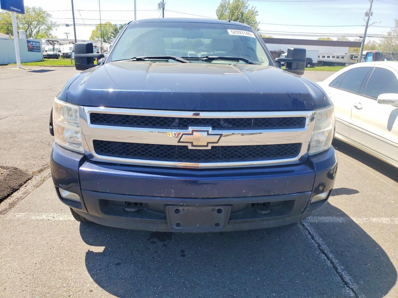 2007 Chevrolet Silverado K1500 Crew Cab - Image 5