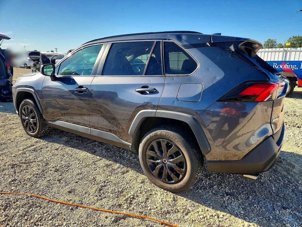 2021 Toyota Rav4 Le - Фото 2