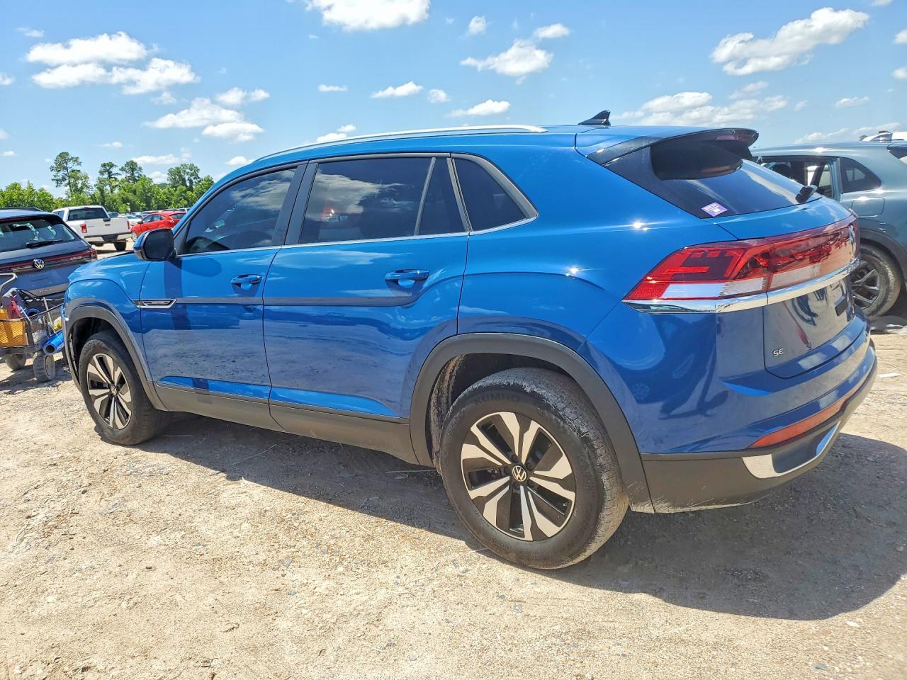 2025 Volkswagen Atlas Cross Sport Se - Фото 2