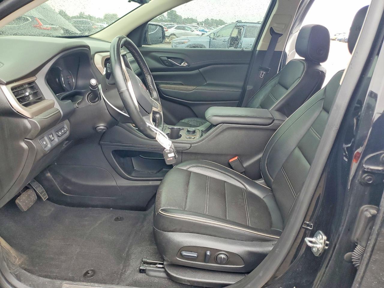 2023 GMC Acadia Denali - Image 6