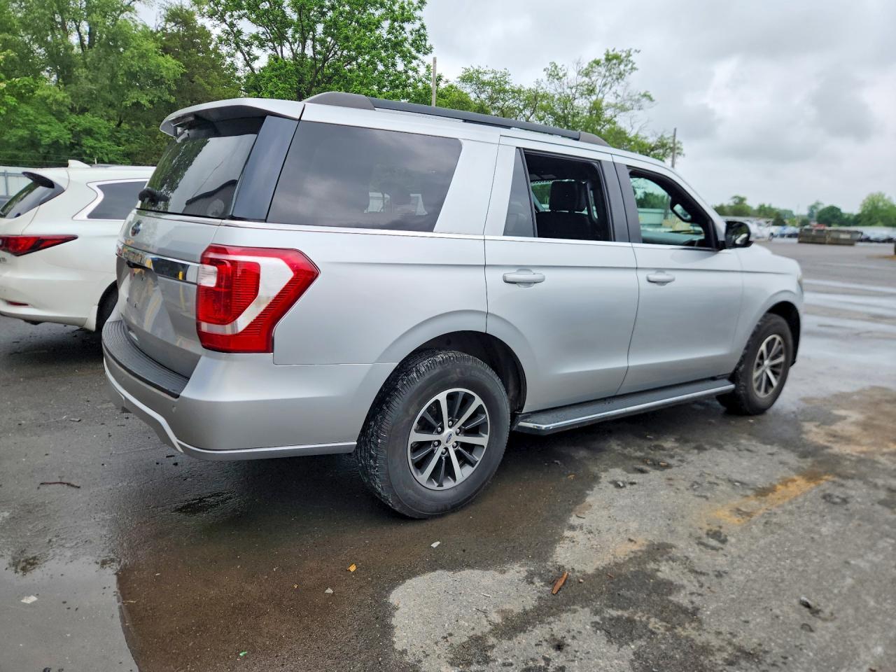 2018 Ford Expedition Xlt - Фото 3