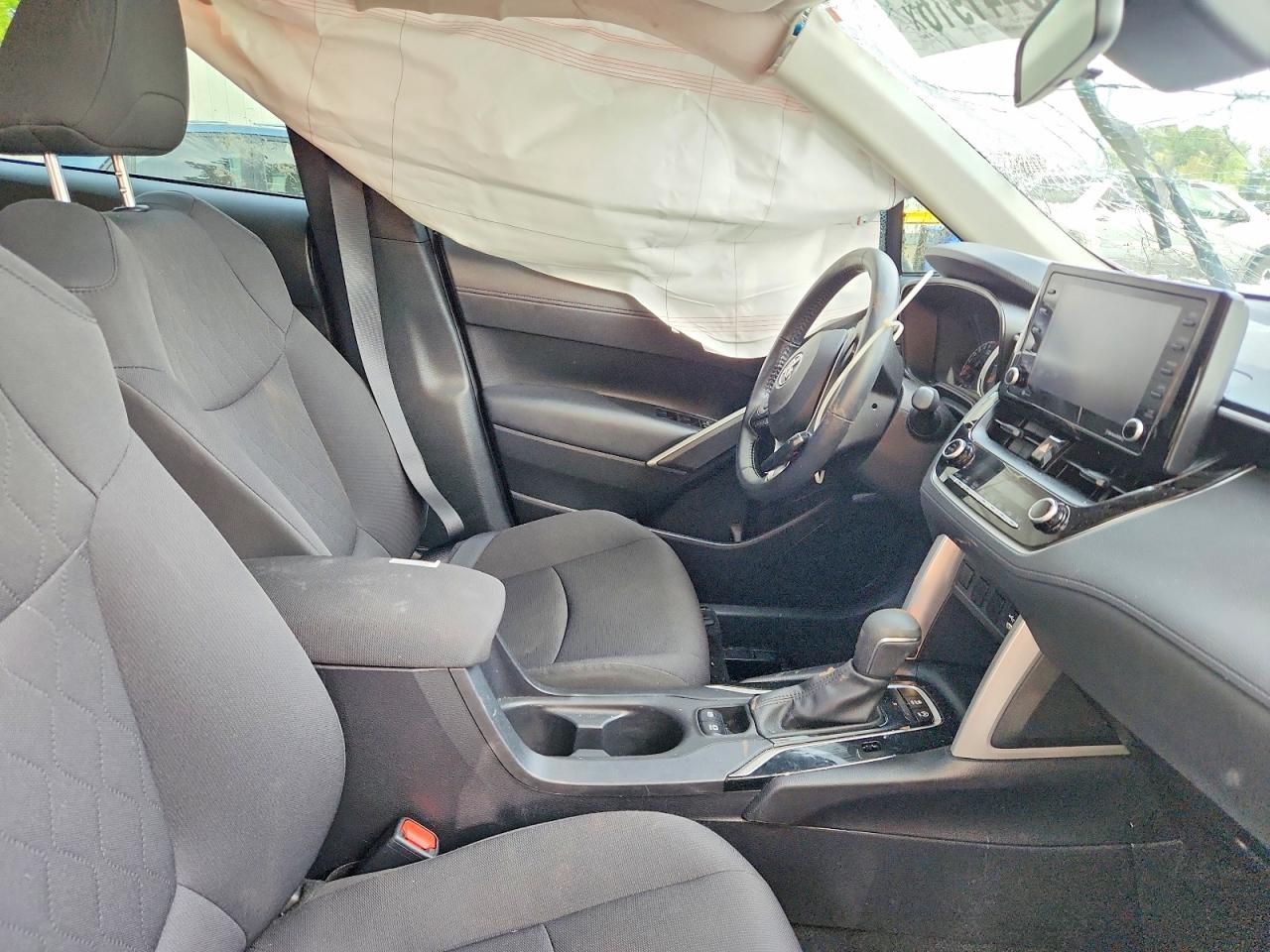 2022 Toyota Corolla Cross Le - Фото 7