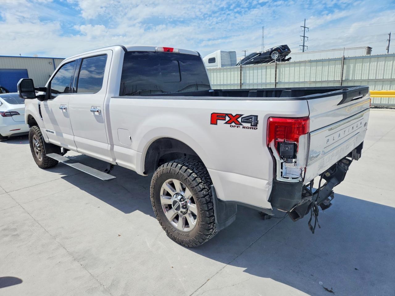 2019 Ford F250 Super Duty - Фото 2