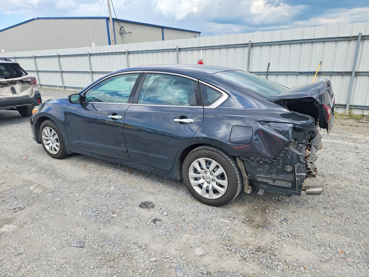 2017 Nissan Altima 2.5 S - Фото 2