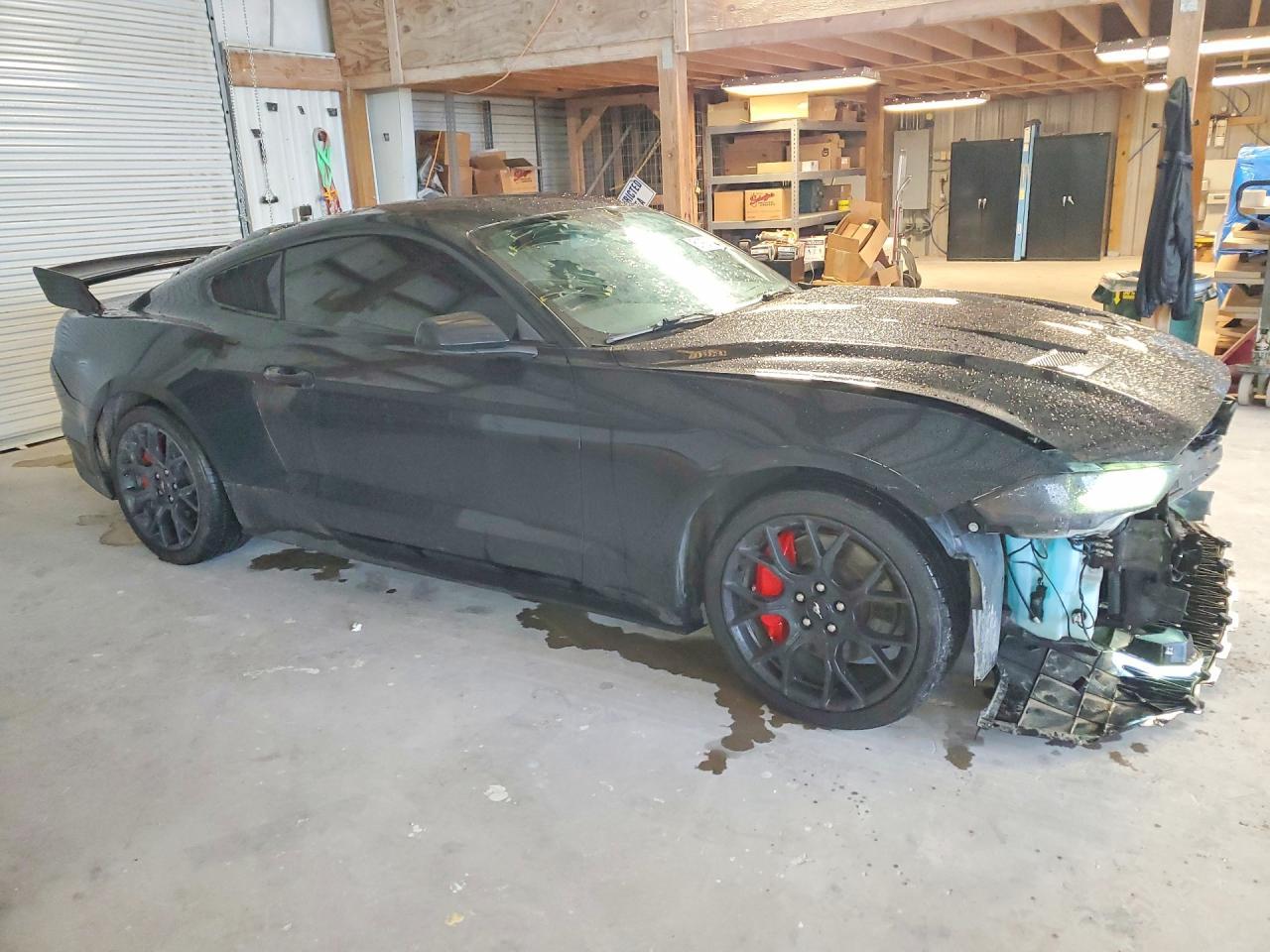 2019 Ford Mustang - Image 4