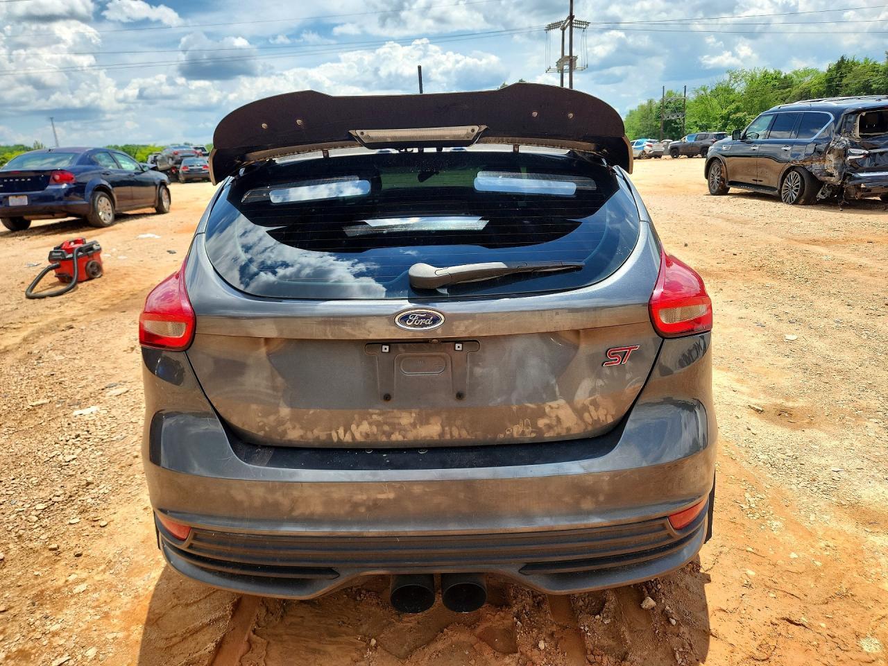 2018 Ford Focus St - Фото 6