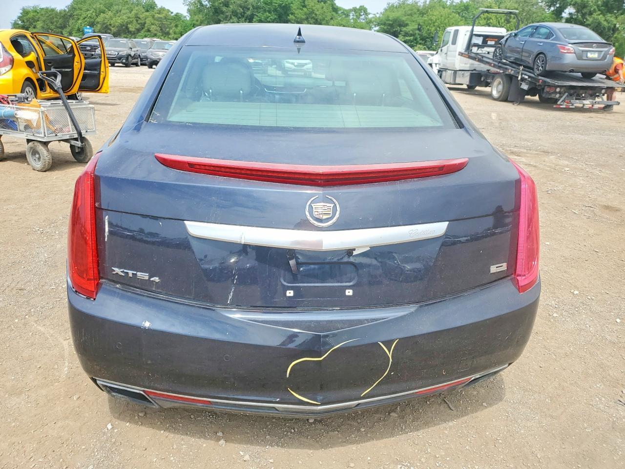 2013 Cadillac Xts Platinum - Image 6