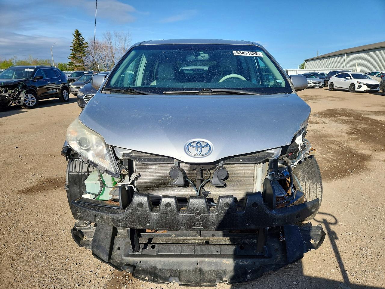 2014 Toyota Sienna Xle 8-Passenger - Фото 5