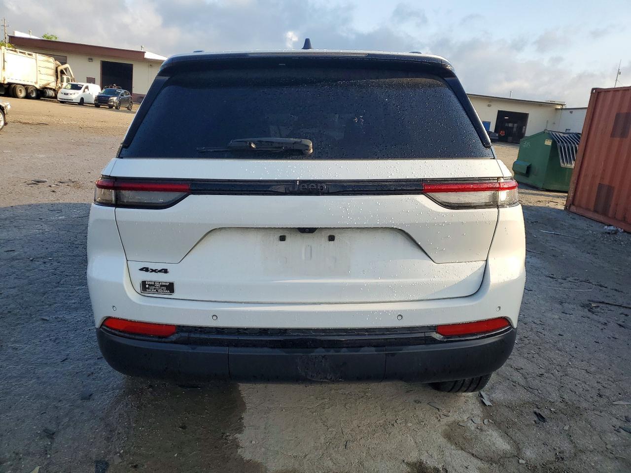 2022 Jeep Grand Cherokee Laredo - Фото 6