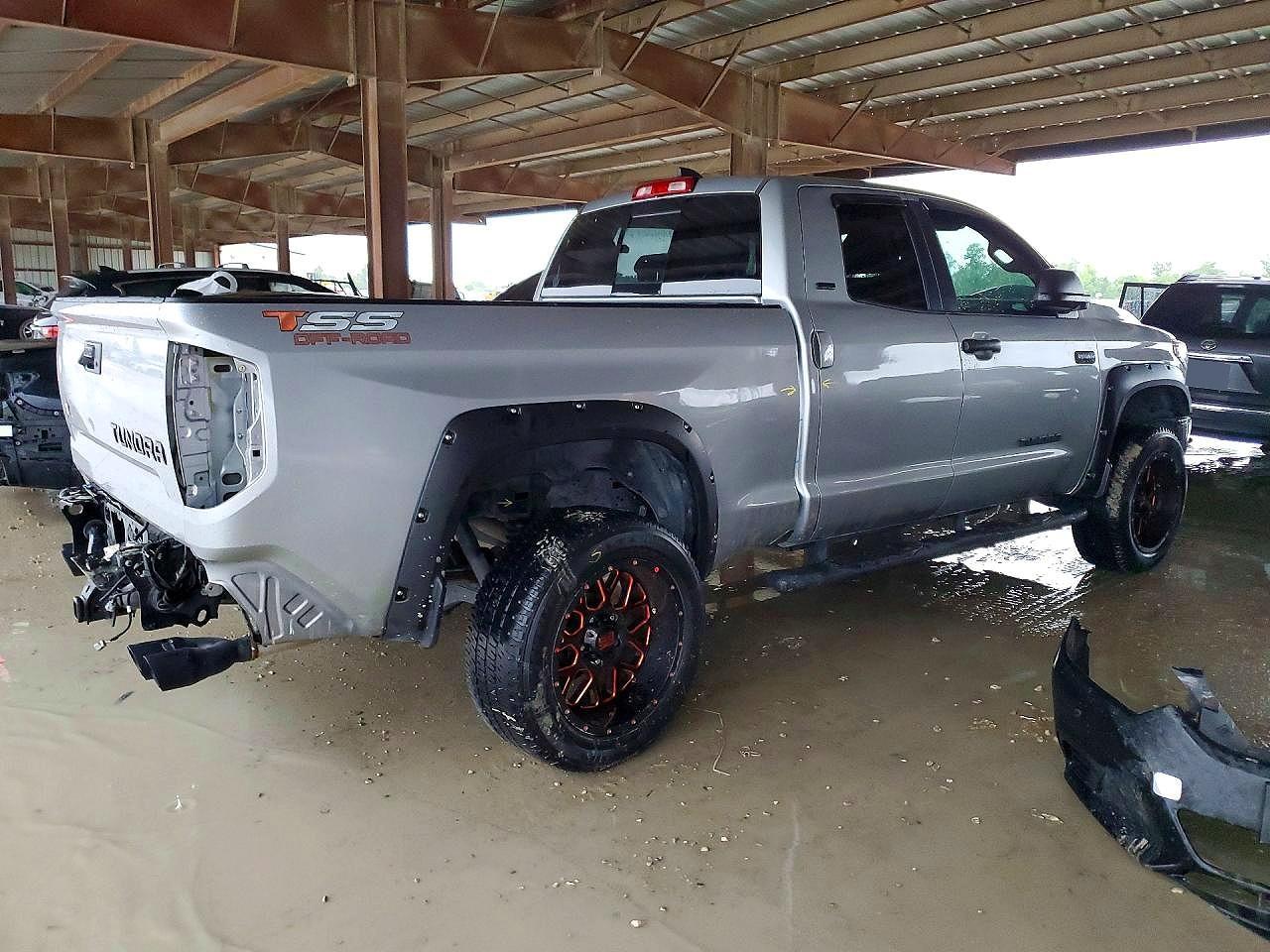 2020 Toyota Tundra Sr5 - Фото 3