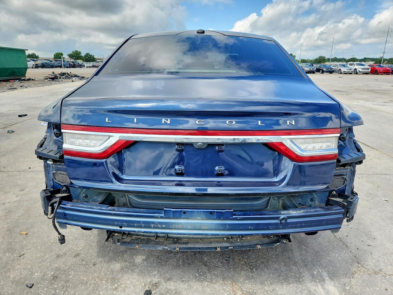 2017 Lincoln Continentl - Фото 6