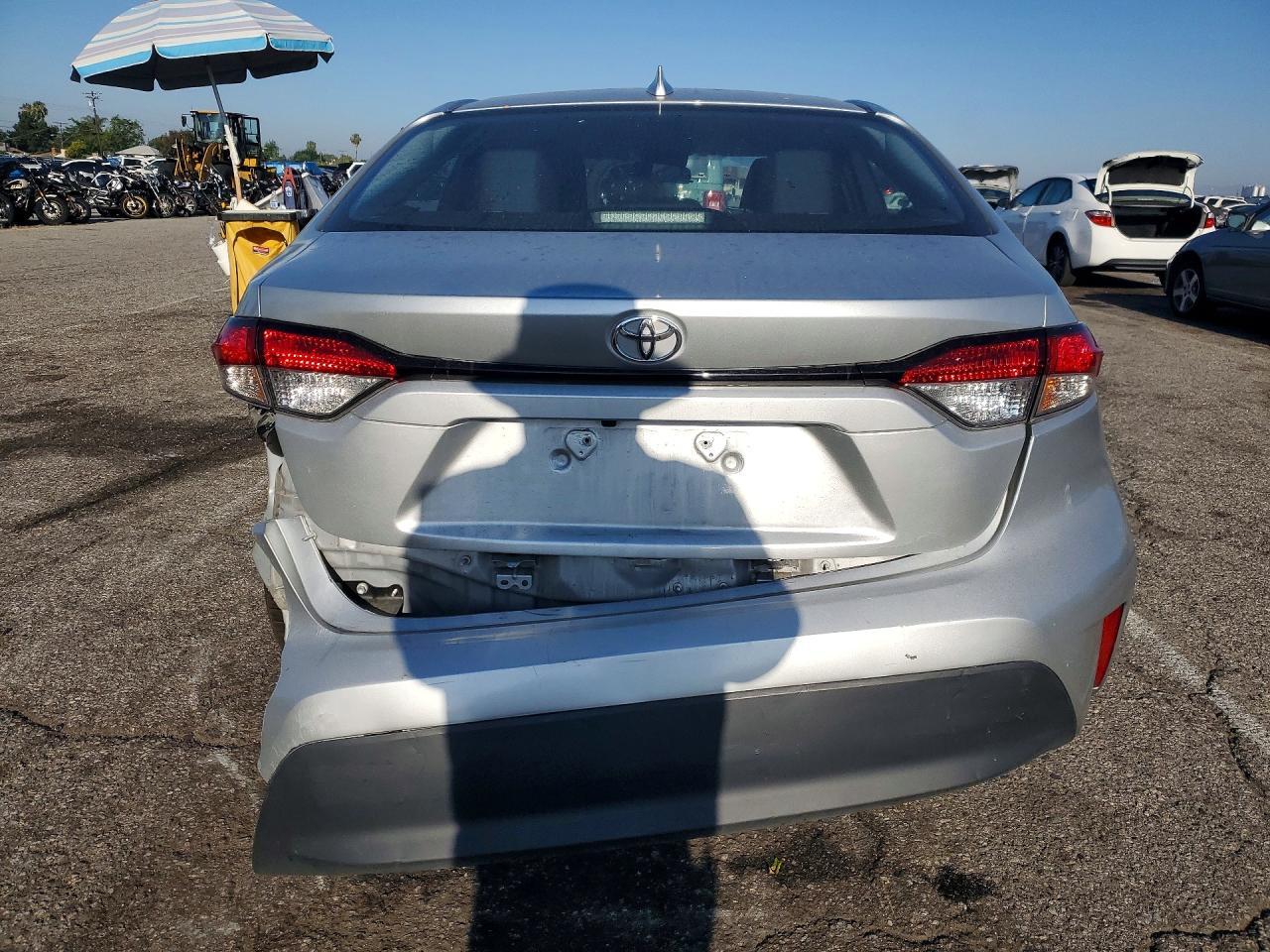 2025 Toyota Corolla Le - Фото 6