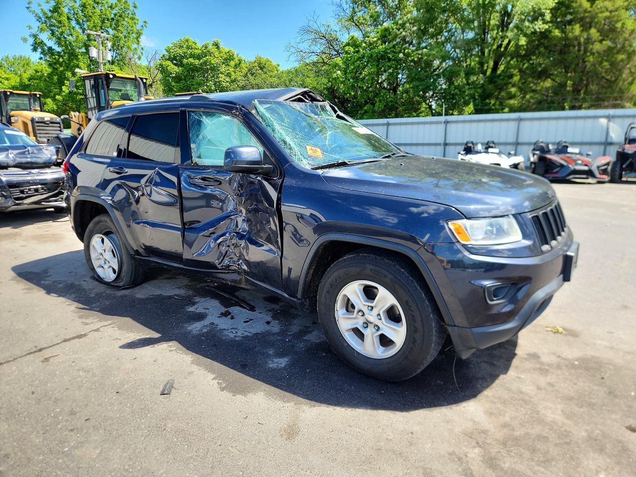 2016 Jeep Grand Cherokee Laredo - Image 4
