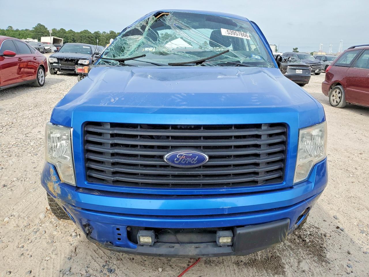 2014 Ford F150 - Фото 5