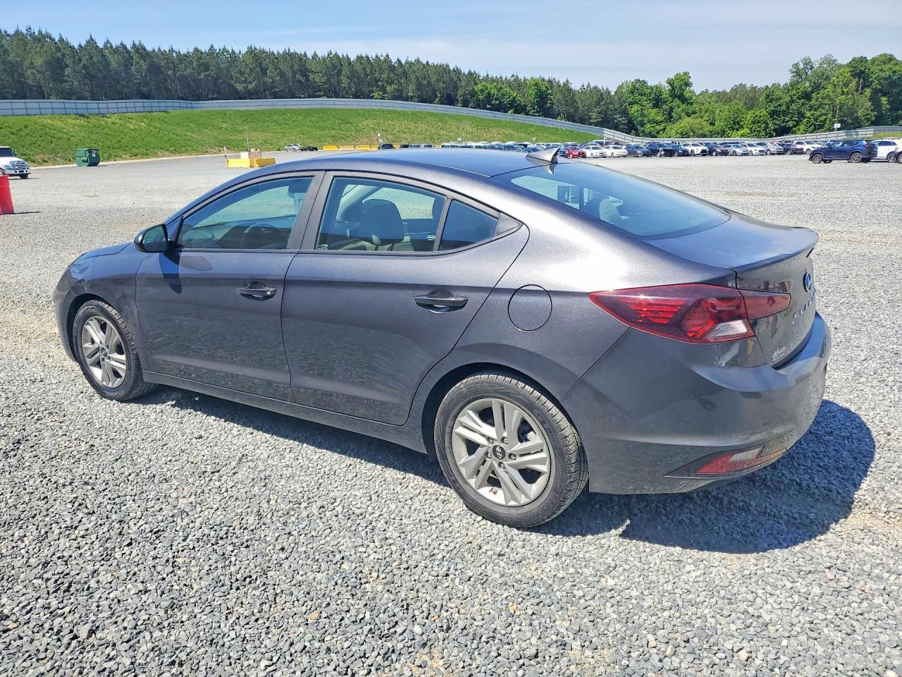 2020 Hyundai Elantra Sel - Фото 2