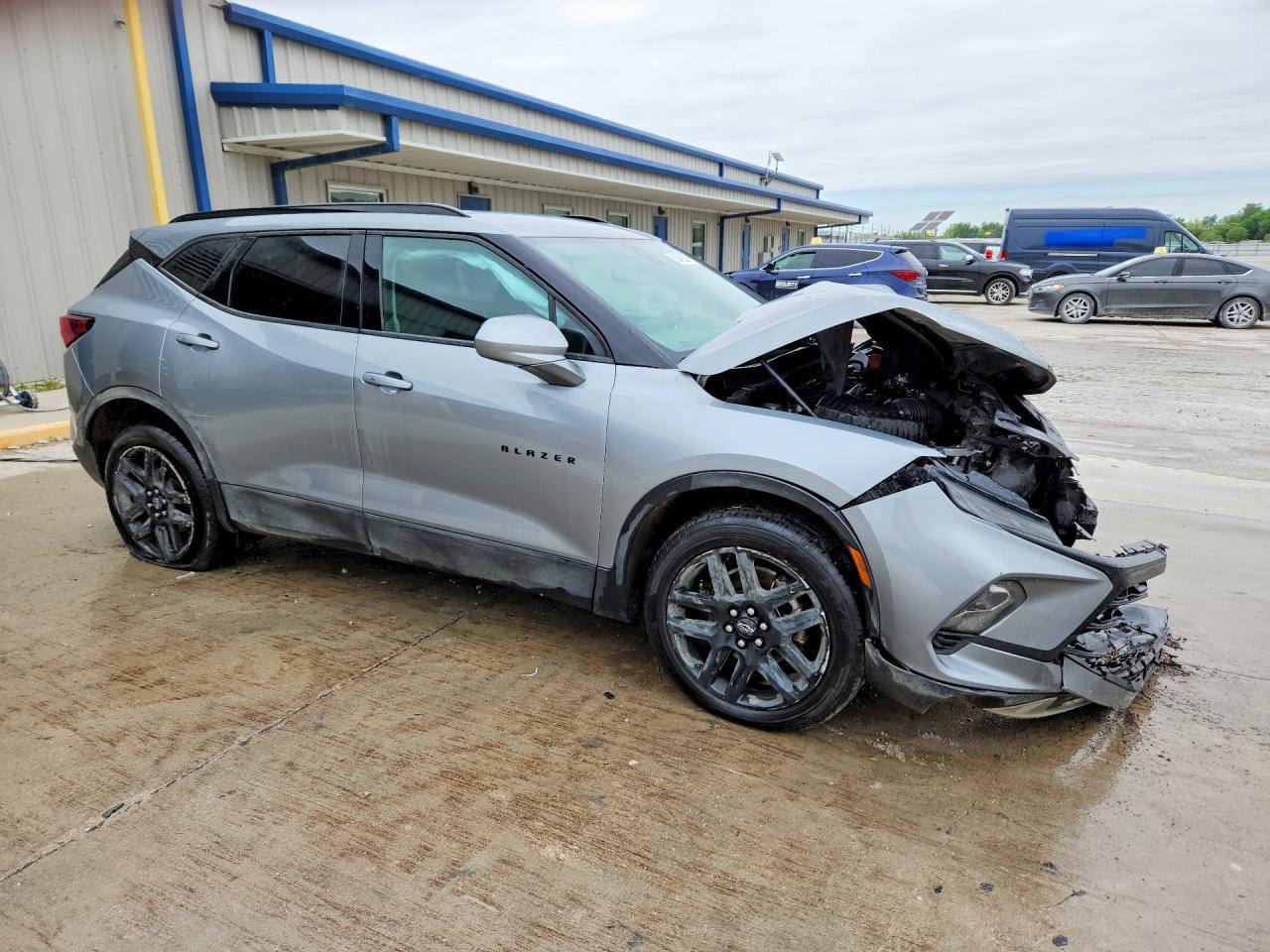 2023 Chevrolet Blazer 2Lt - Фото 4
