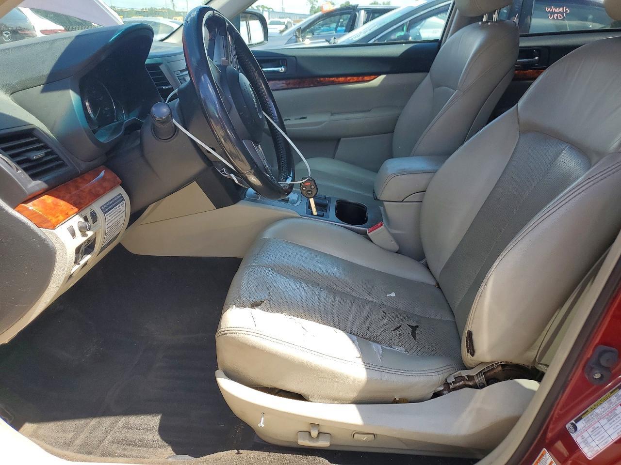 2011 Subaru Outback 2.5I Limited - Фото 7