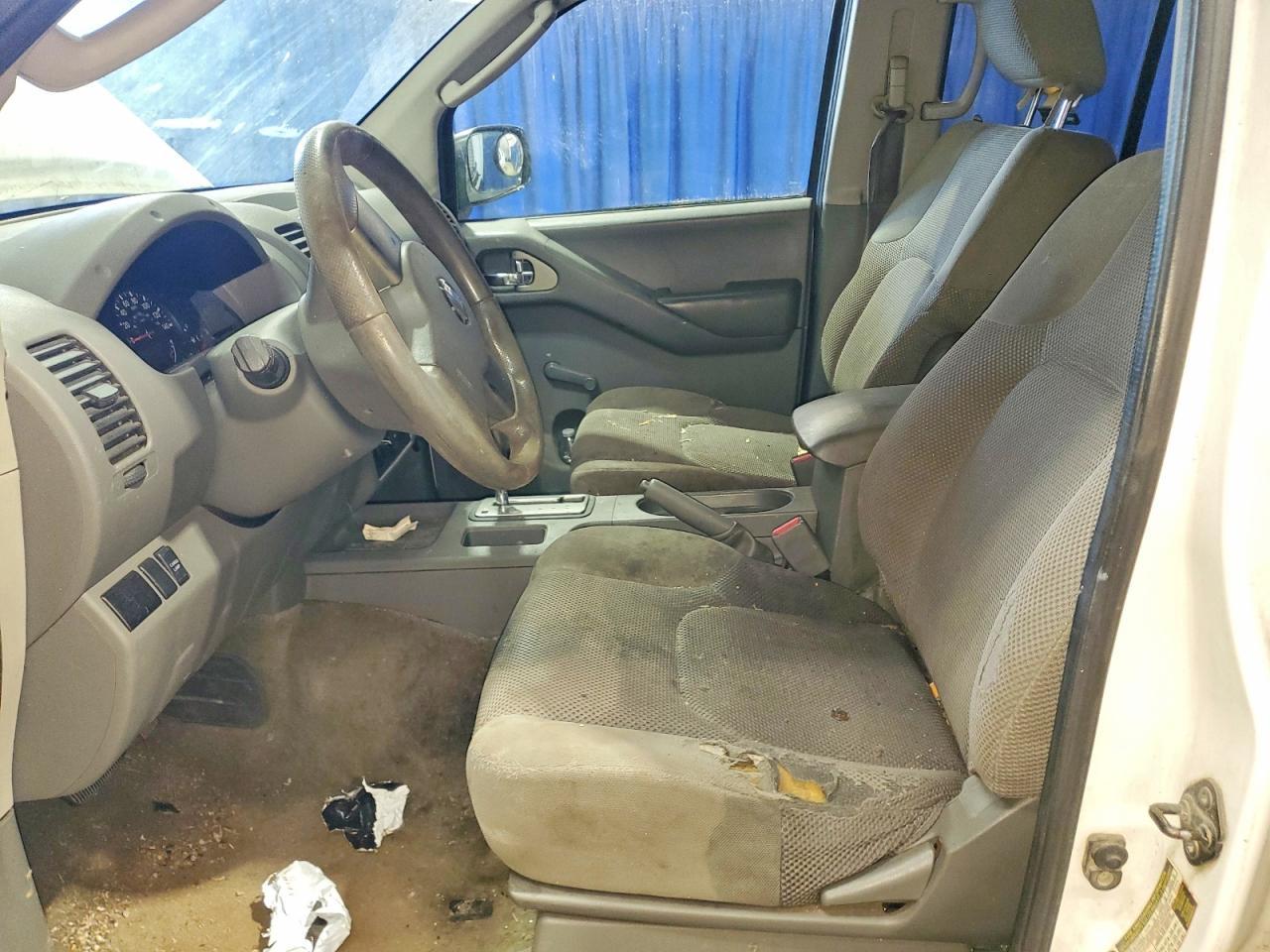 2011 Nissan Frontier S - Image 7