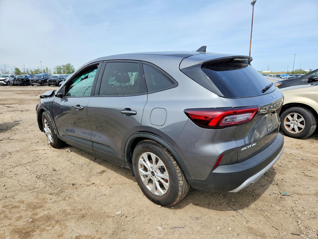2025 Ford Escape Active - Фото 2