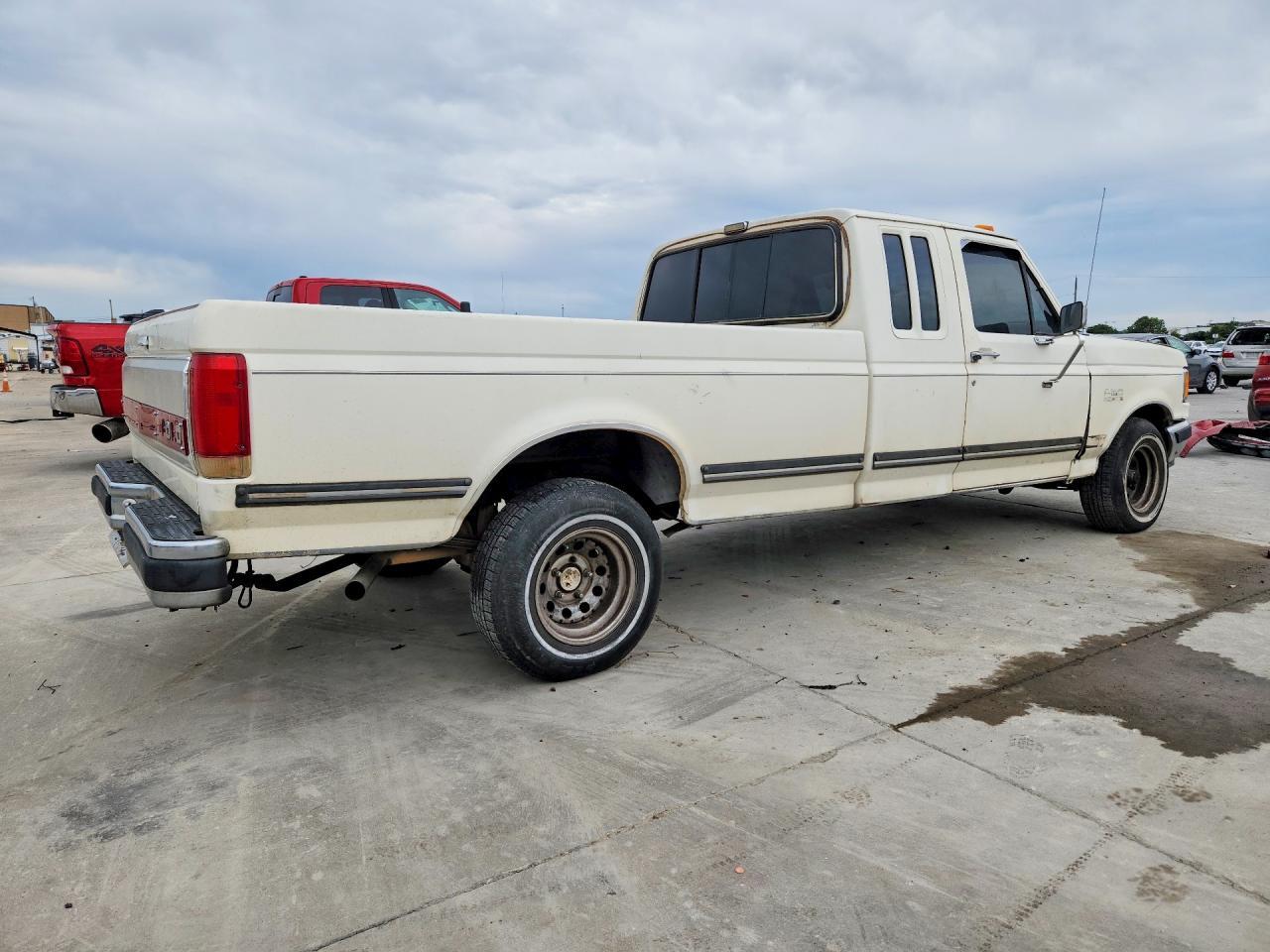 1990 Ford F150 - Фото 3