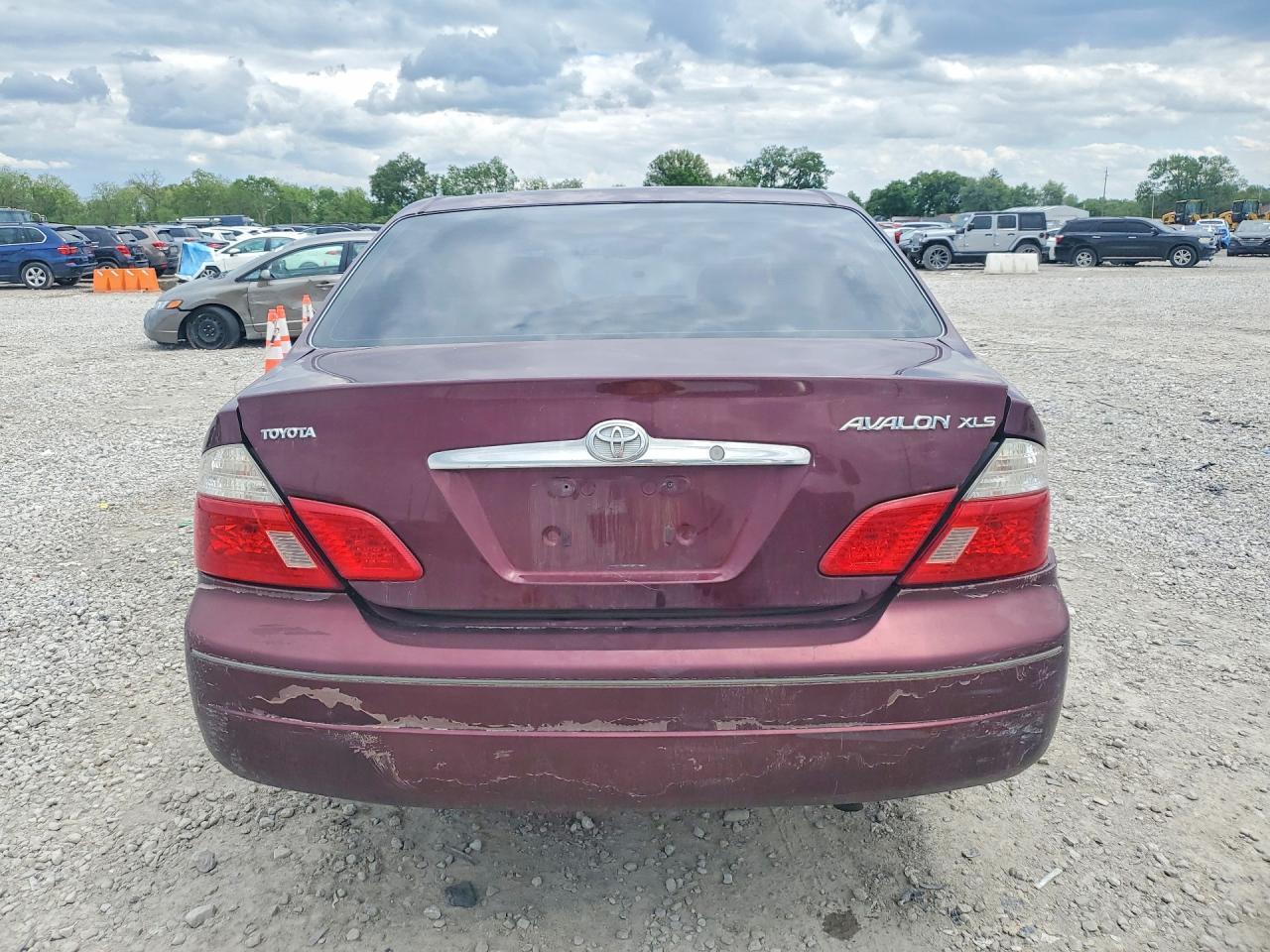 2004 Toyota Avalon Xls - Image 6