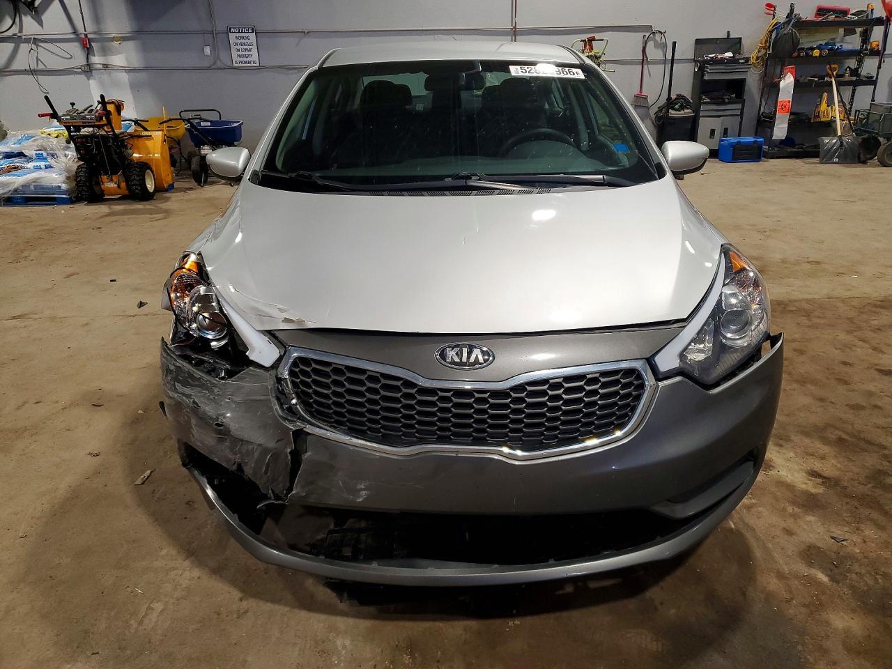 2016 Kia Forte Lx - Image 5