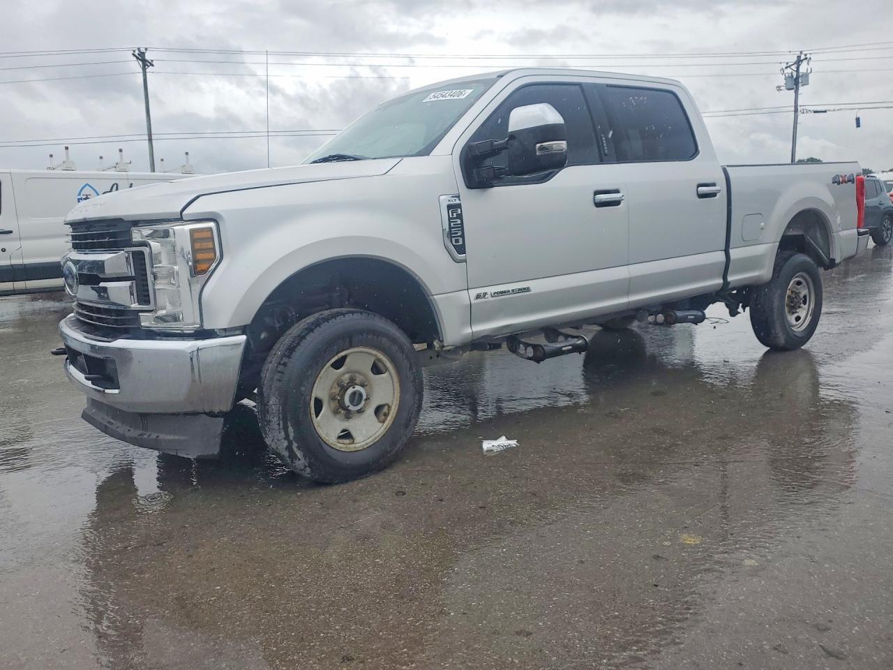 2018 Ford F250 4Wd 6.7L V8 Tdsl Xlt Crew Cab
