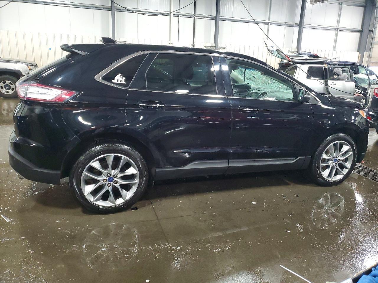 2017 Ford Edge Titanium - Фото 3