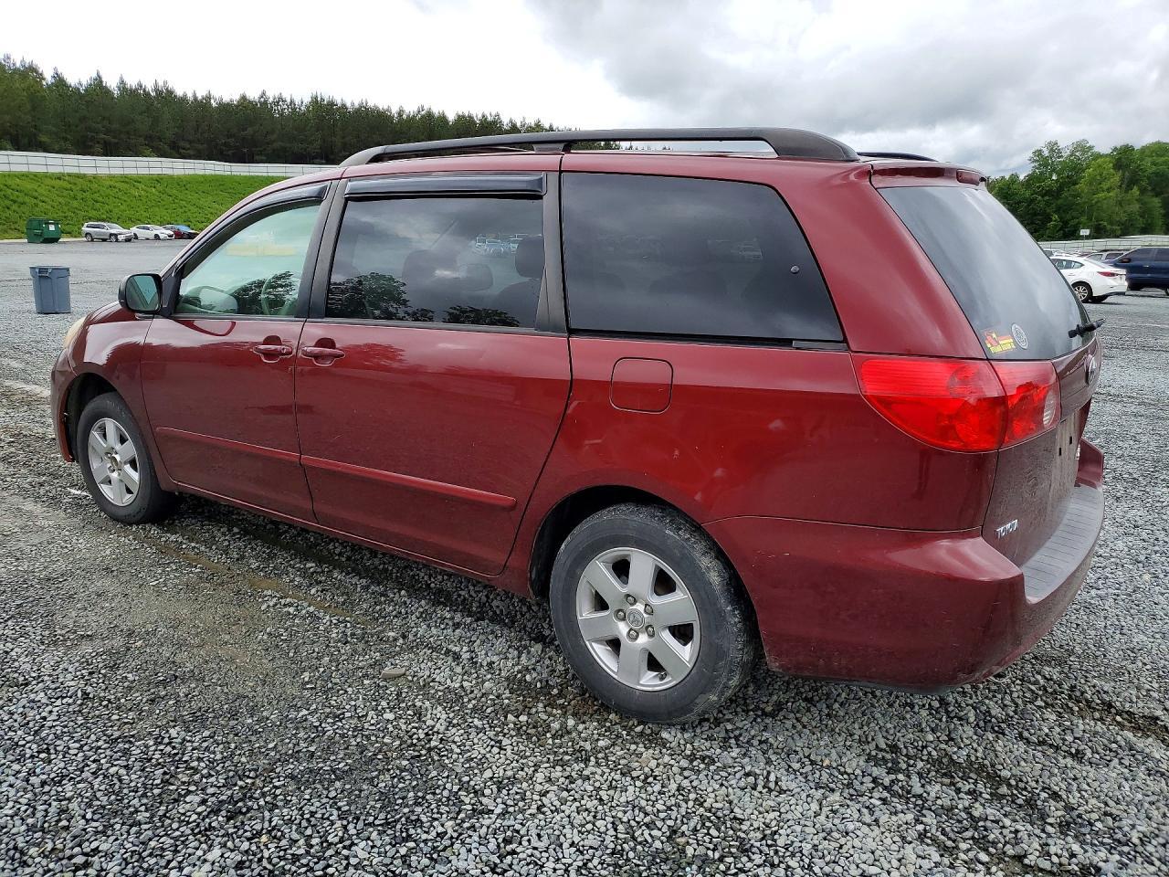 2008 Toyota Sienna Le 8-Passenger - Фото 2