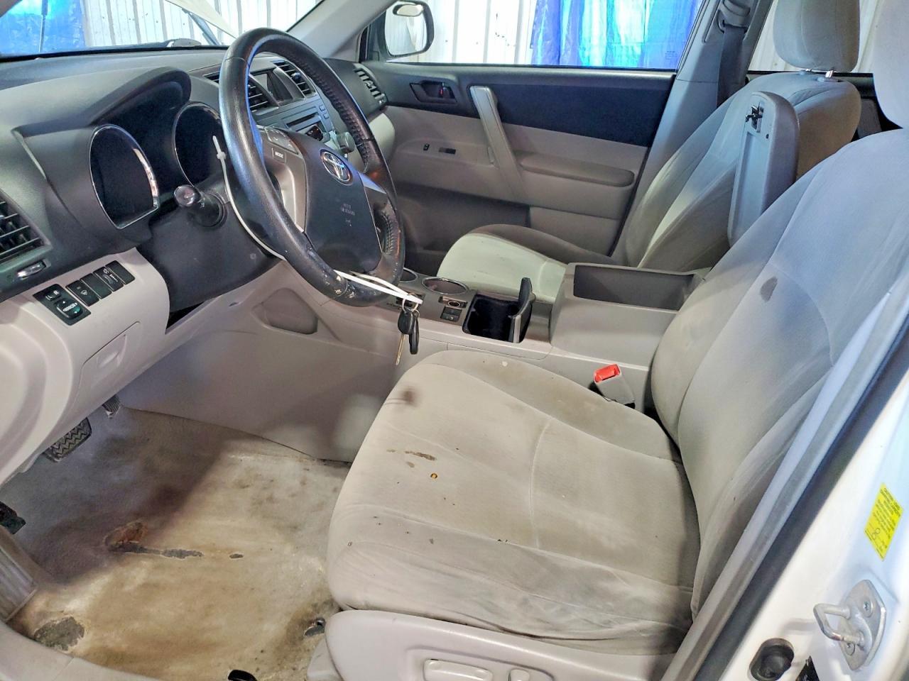 2010 Toyota Highlander Base - Фото 7